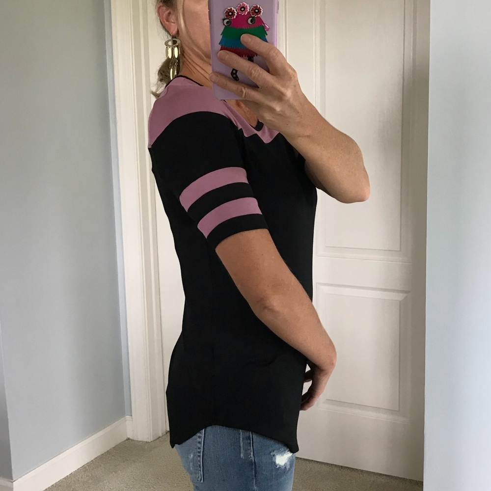 Black & Mauve Baseball Style Top - Picture 3 of 4